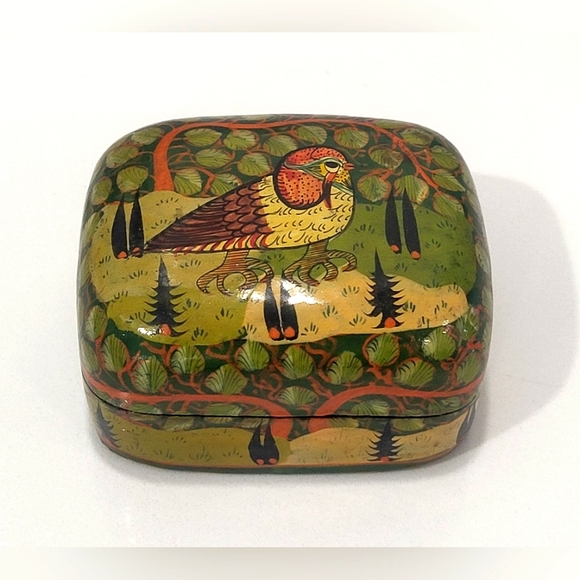 Vtg | Handmade| Kashmir| Lacquered Trinket Box - Picture 1 of 16